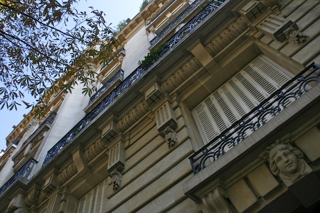 parisbuilding